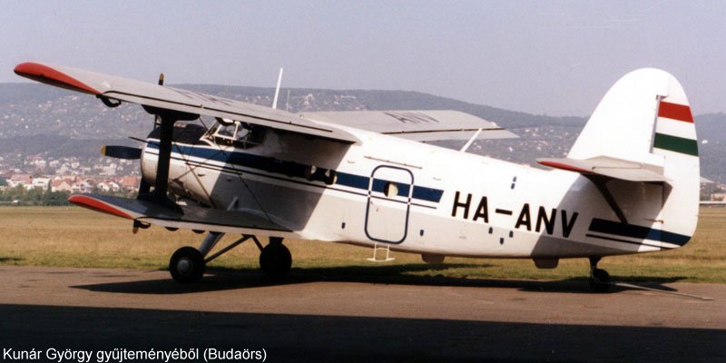 Kép a HA-ANV (2) lajstromú gépről.