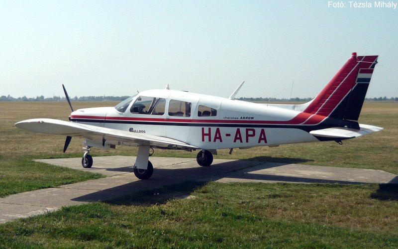 Kép a HA-APA (2) lajstromú gépről.