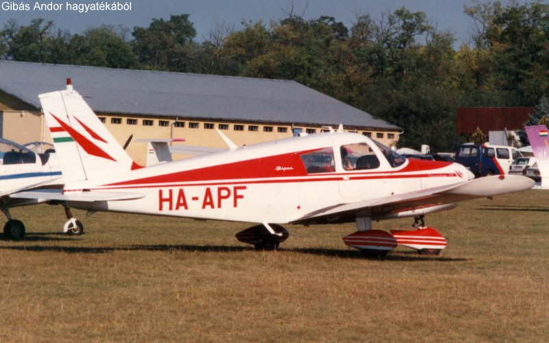 Kép a HA-APF lajstromú gépről.