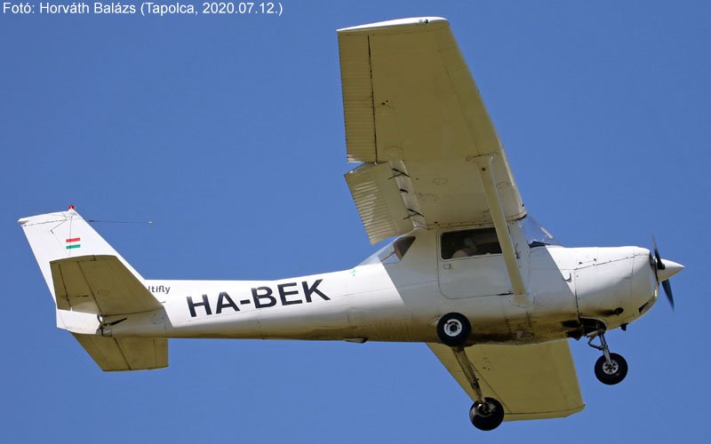 Kép a HA-BEK (2) lajstromú gépről.