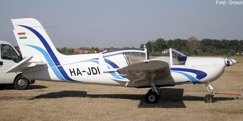 Kép a HA-JDI (2) lajstromú gépről.