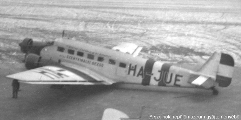Kép a HA-JUE lajstromú gépről.