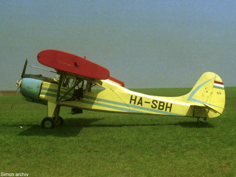 Kép a HA-SBH (2) lajstromú gépről.