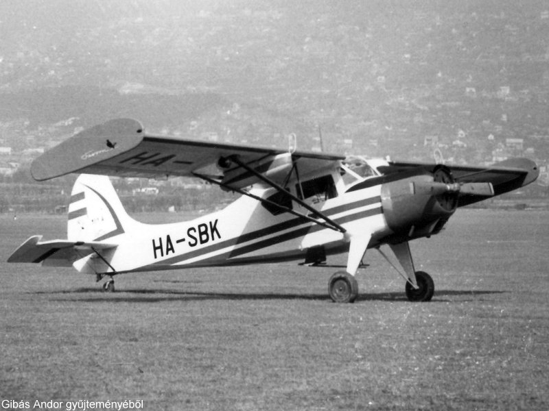 Kép a HA-SBK lajstromú gépről.