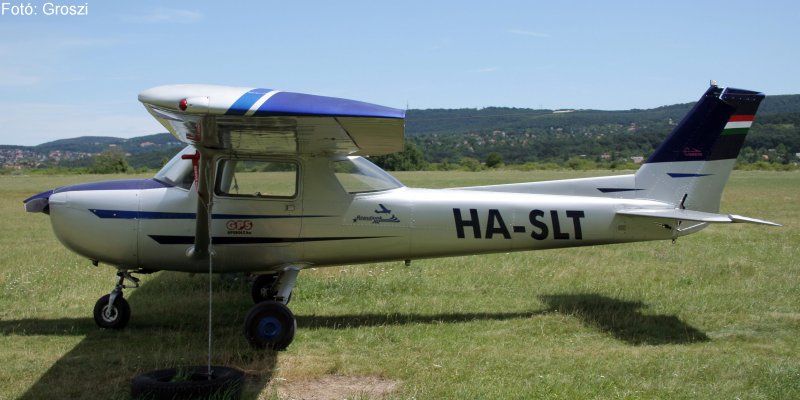 Kép a HA-SLT lajstromú gépről.