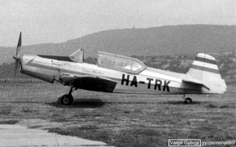 Kép a HA-TRK lajstromú gépről.