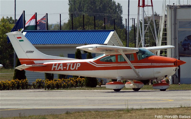 Kép a HA-TUP (1) lajstromú gépről.