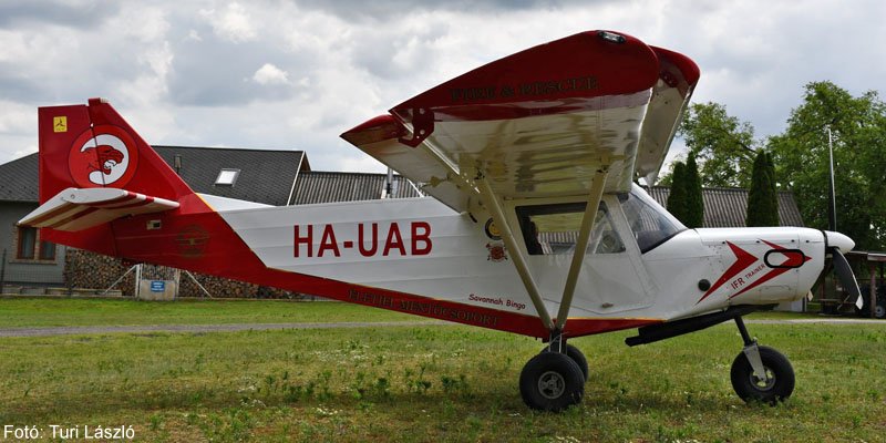 Kép a HA-UAB (2) lajstromú gépről.