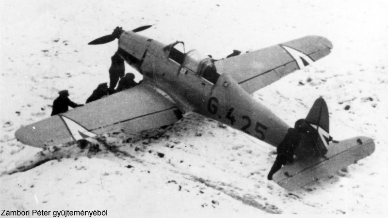 Kép a Arado Ar 96 típusú, G.425 oldalszámú gépről.