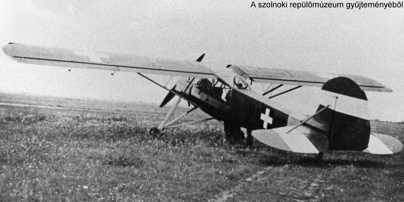 Kép a Fieseler Fi 156 Storch típusú, R.106 oldalszámú gépről.