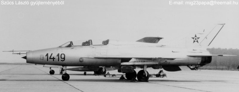 Kép a Mikojan-Gurjevics MiG-21 típusú, 1419 oldalszámú gépről.