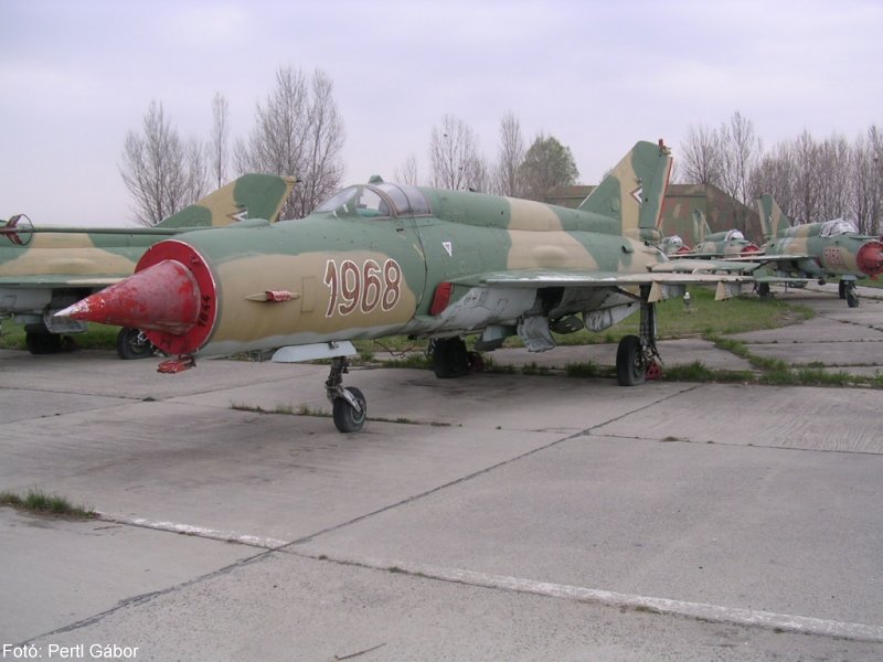 Kép a Mikojan-Gurjevics MiG-21 típusú, 1968 oldalszámú gépről.