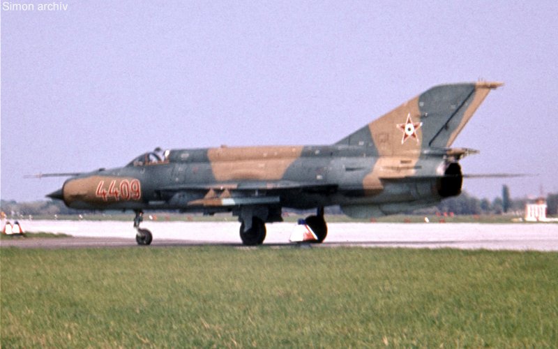 Kép a Mikojan-Gurjevics MiG-21 típusú, 4409 oldalszámú gépről.