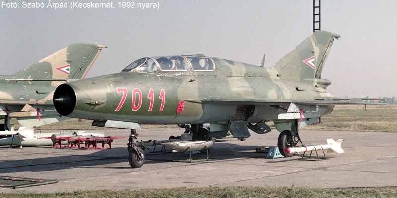 Kép a Mikojan-Gurjevics MiG-21 típusú, 7011 oldalszámú gépről.
