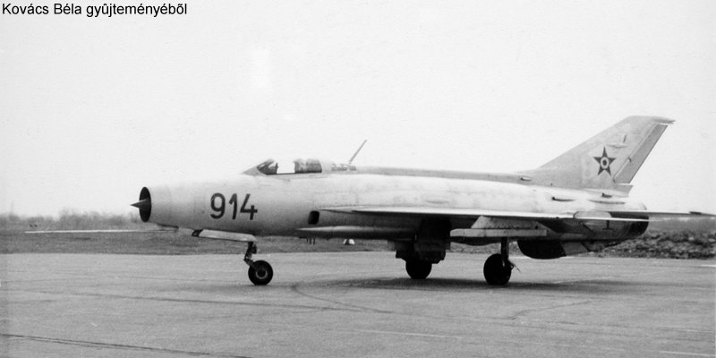 Kép a Mikojan-Gurjevics MiG-21 típusú, 914 oldalszámú gépről.