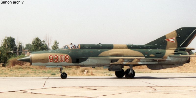 Kép a Mikojan-Gurjevics MiG-21 típusú, 9308 oldalszámú gépről.