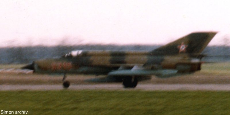 Kép a Mikojan-Gurjevics MiG-21 típusú, 9315 oldalszámú gépről.