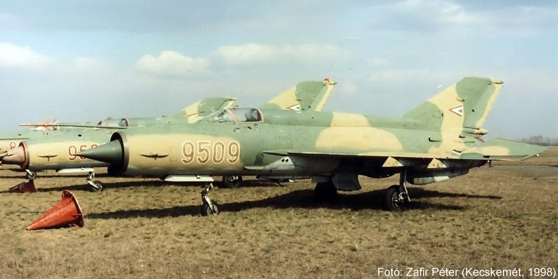Kép a Mikojan-Gurjevics MiG-21 típusú, 9509 oldalszámú gépről.