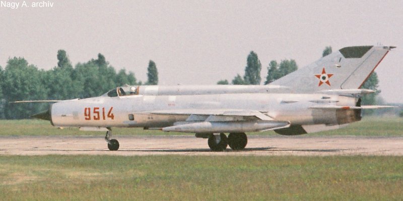 Kép a Mikojan-Gurjevics MiG-21 típusú, 9514 oldalszámú gépről.