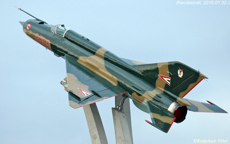 Kép a Mikojan-Gurjevics MiG-21 típusú, 9606 oldalszámú gépről.
