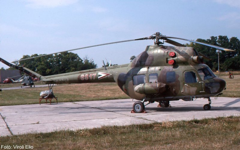Kép a Mil Mi-2 típusú, 8917 oldalszámú gépről.