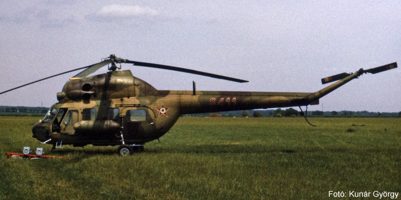 Kép a Mil Mi-2 típusú, 9411 oldalszámú gépről.