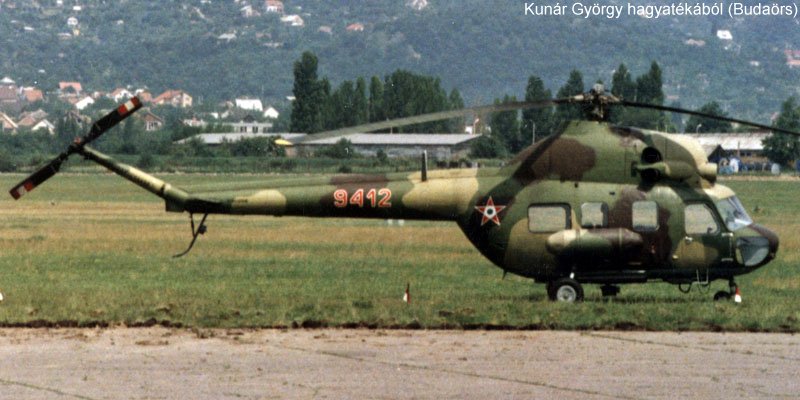 Kép a Mil Mi-2 típusú, 9412 oldalszámú gépről.