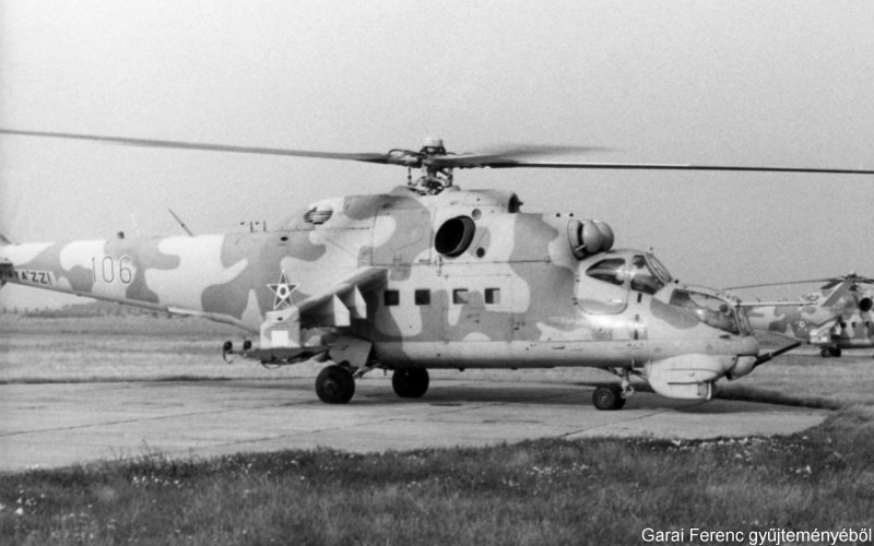 Kép a Mil Mi-24 típusú, 106 (2) oldalszámú gépről.