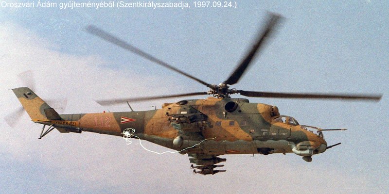 Kép a Mil Mi-24 típusú, 112 (2) oldalszámú gépről.