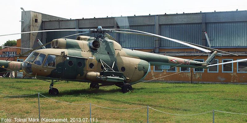 Kép a Mil Mi-8 típusú, 10430 oldalszámú gépről.