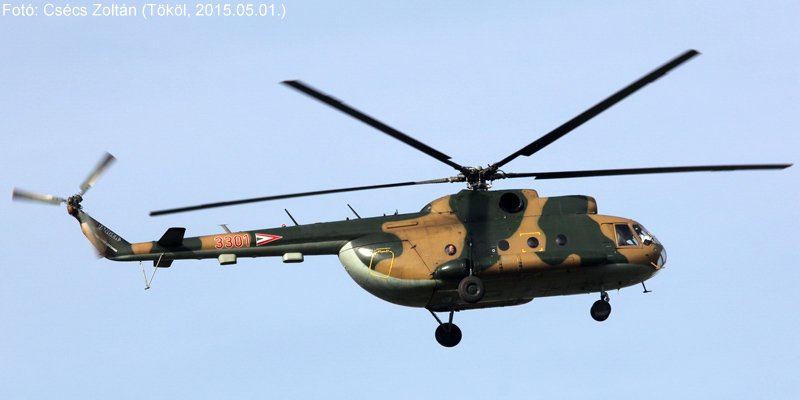 Kép a Mil Mi-8 típusú, 3301 oldalszámú gépről.