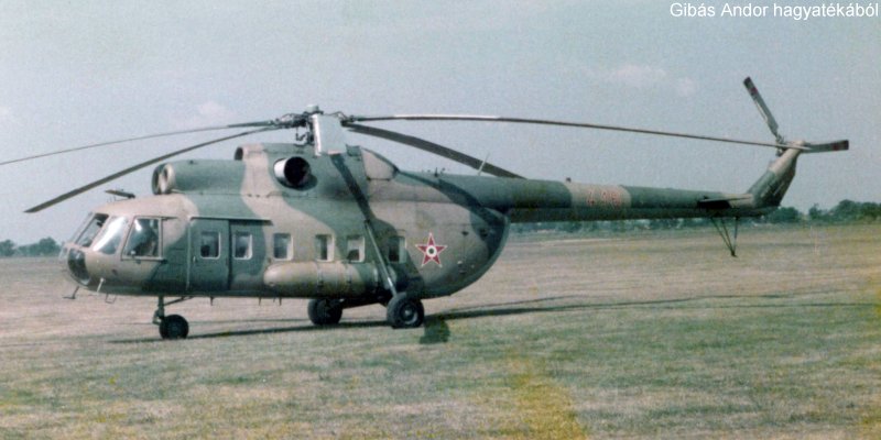 Kép a Mil Mi-8 típusú, 416 oldalszámú gépről.