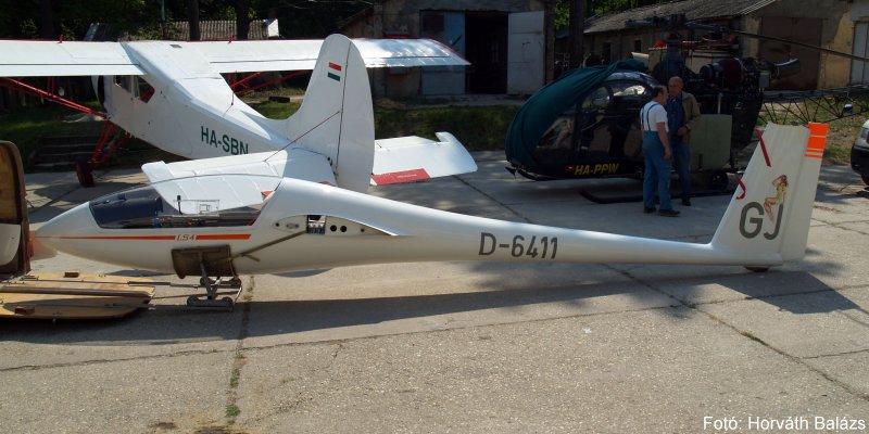 Kép a D-6411 lajstromú gépről.
