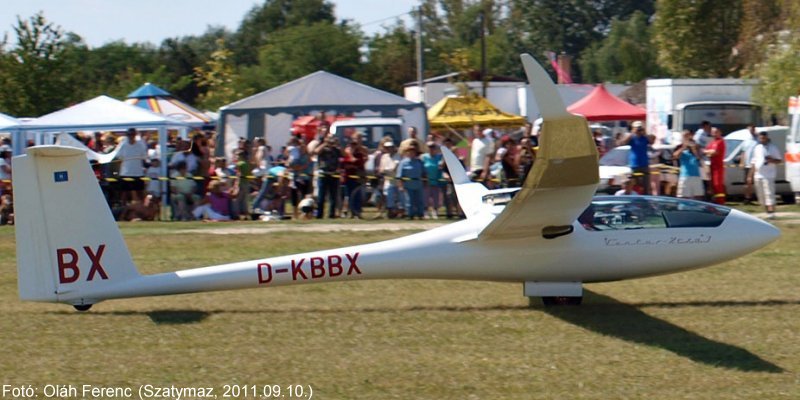 Kép a D-KBBX lajstromú gépről.