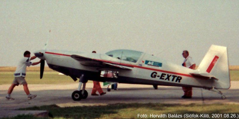 Kép a G-EXTR lajstromú gépről.