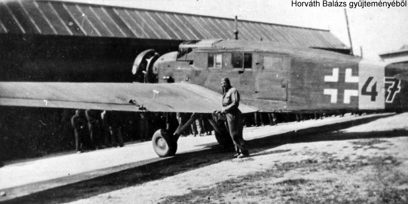 Kép a Junkers W 34 típusú, német katonai 47 oldalszámú gépről.