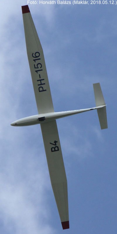 Kép a PH-1516 lajstromú gépről.