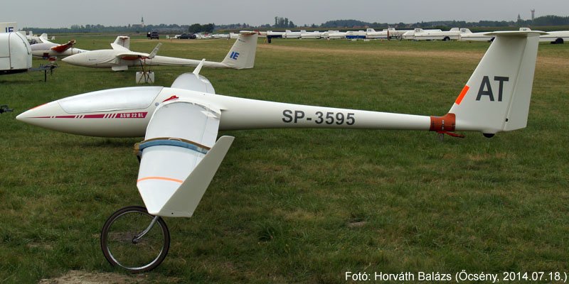 Kép a SP-3595 lajstromú gépről.