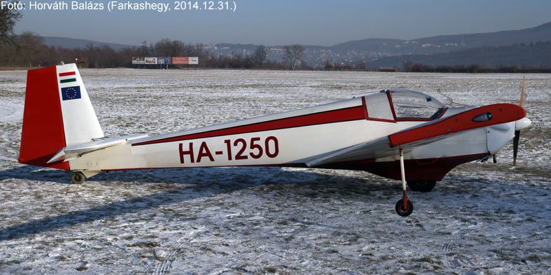 Kép a HA-1250 lajstromú gépről.