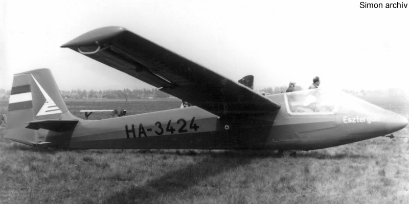 Kép a HA-3424 lajstromú gépről.