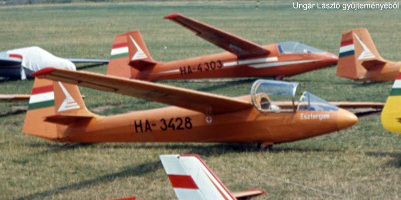 Kép a HA-3428 lajstromú gépről.