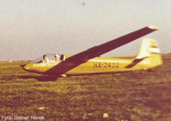 Kép a HA-3432 lajstromú gépről.