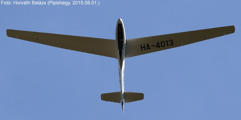 Kép a HA-4013 (2) lajstromú gépről.