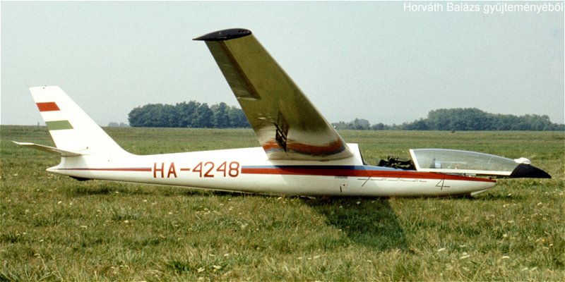 Kép a HA-4248 lajstromú gépről.