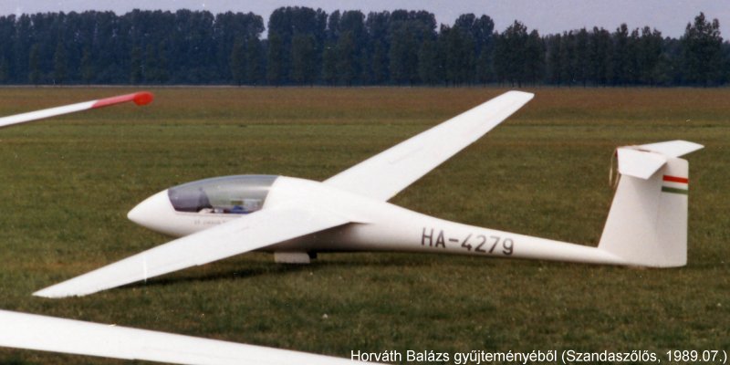 Kép a HA-4279 lajstromú gépről.