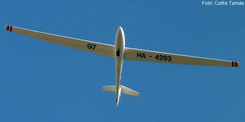 Kép a HA-4293 lajstromú gépről.