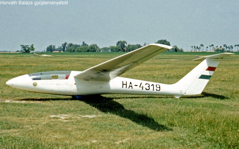 Kép a HA-4319 lajstromú gépről.