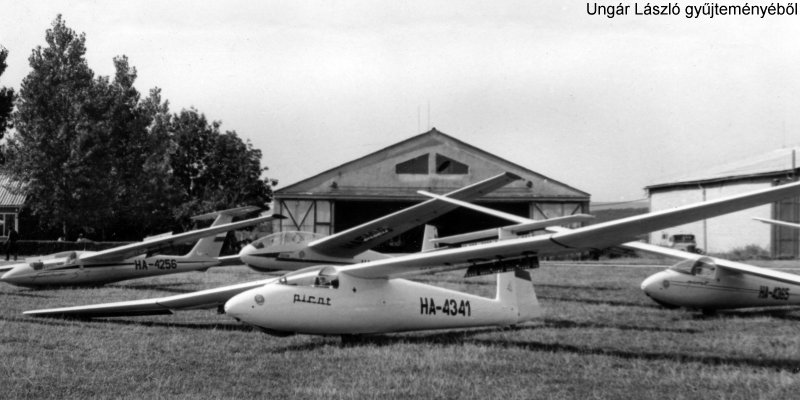 Kép a HA-4341 lajstromú gépről.