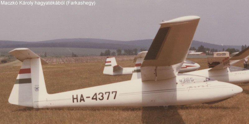 Kép a HA-4377 lajstromú gépről.
