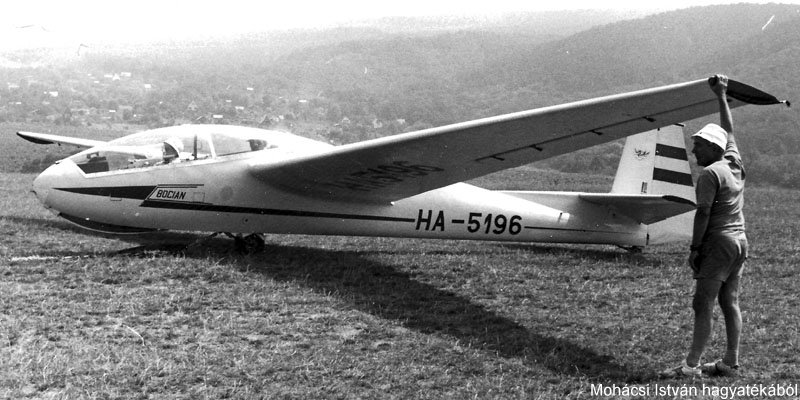 Kép a HA-5196 lajstromú gépről.